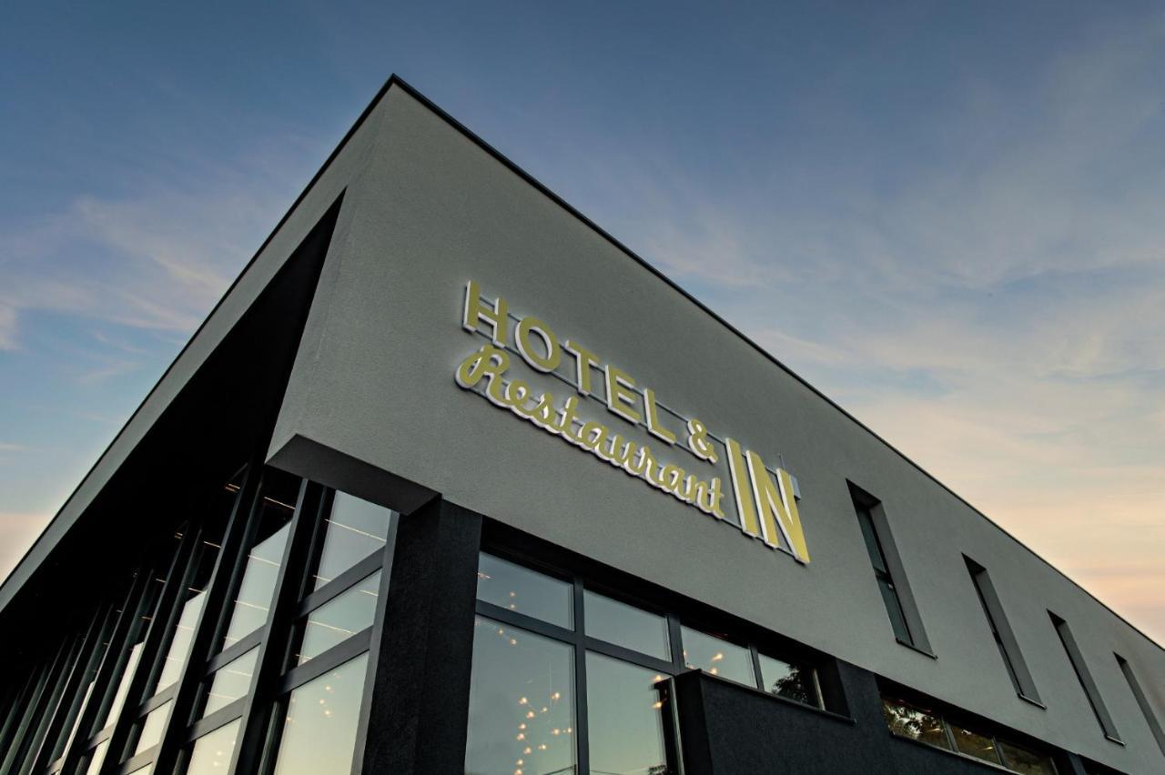 Hotel In Zepce 外观 照片