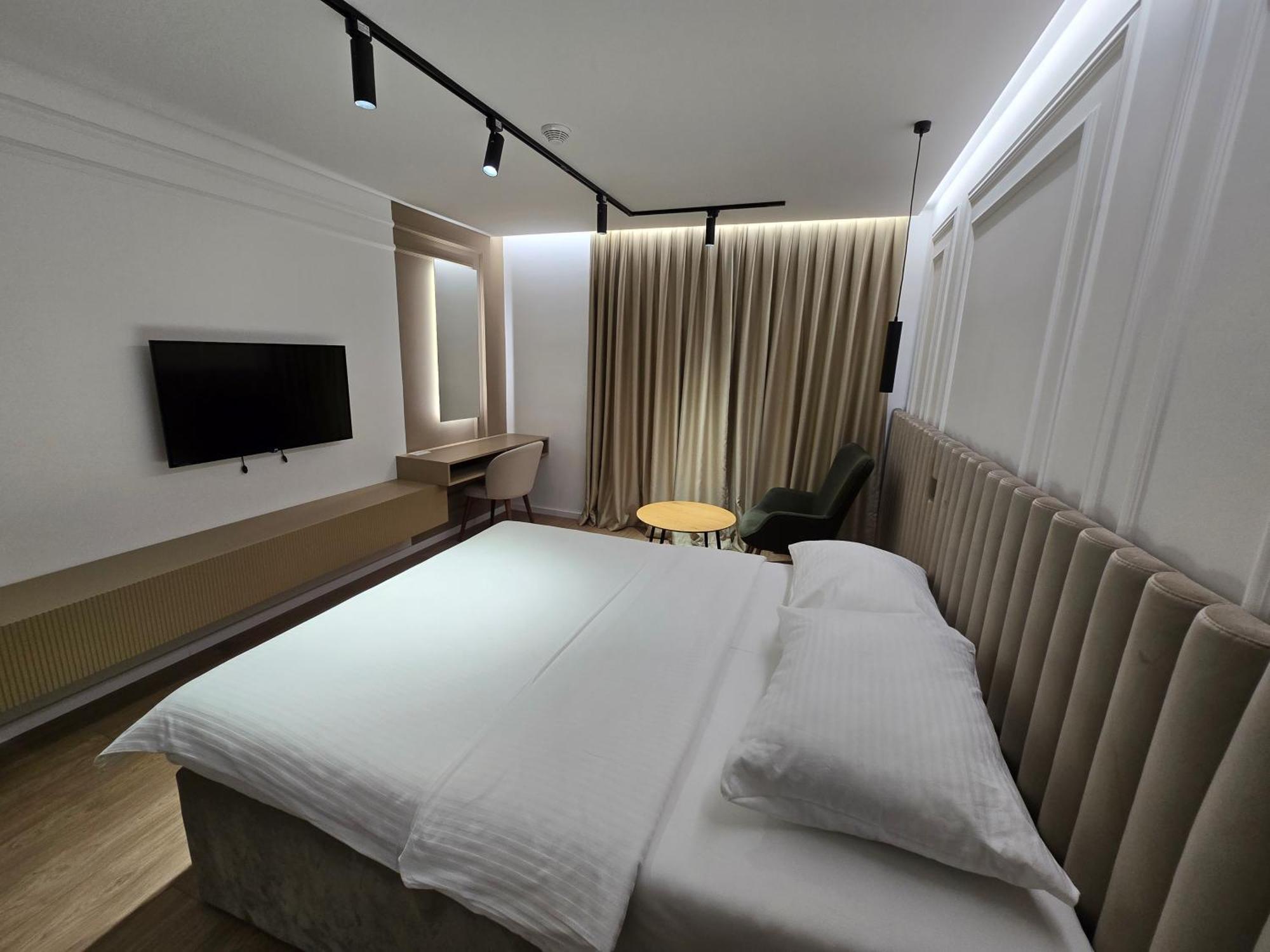 Hotel In Zepce 外观 照片