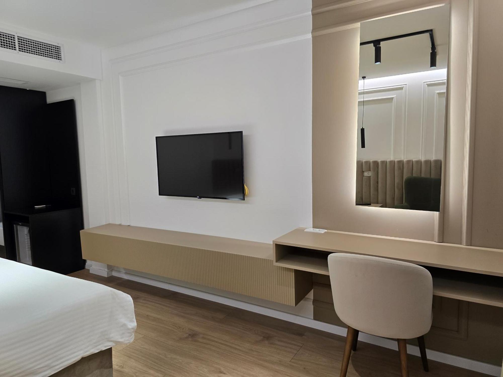 Hotel In Zepce 外观 照片
