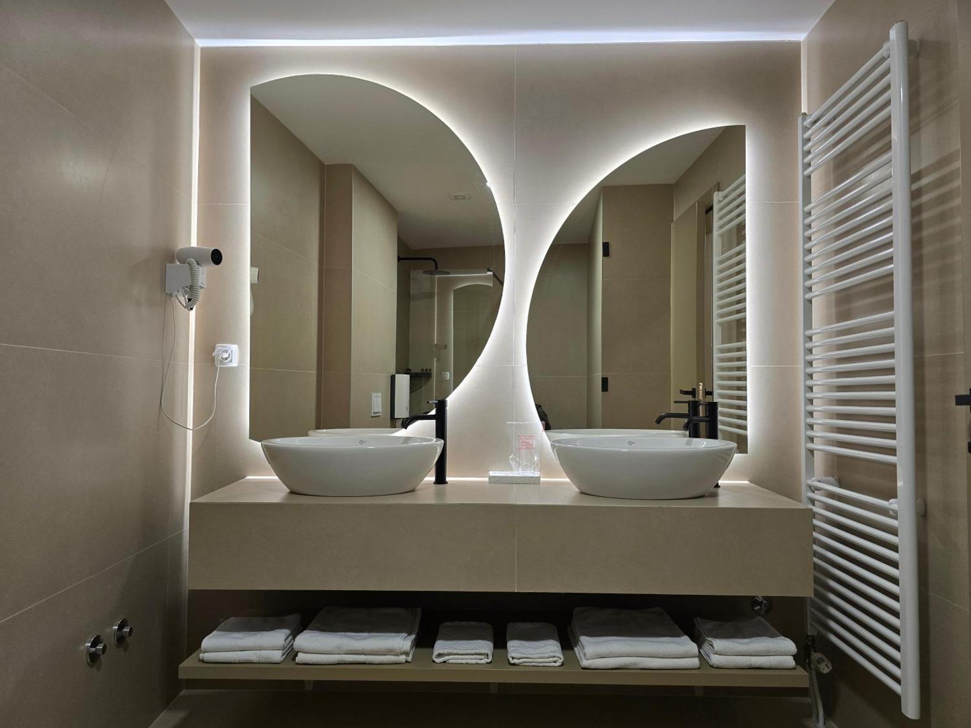 Hotel In Zepce 外观 照片